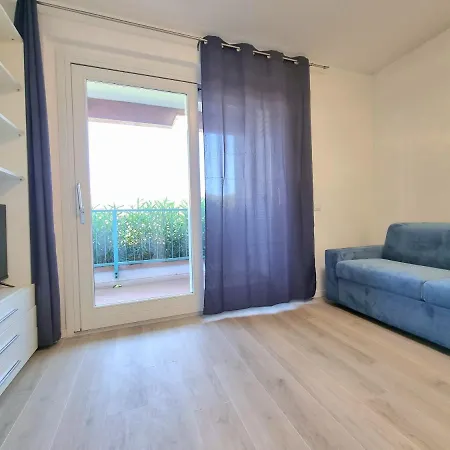 Apartment Mono Moys *